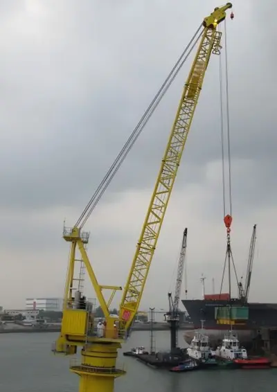 lattice boom crane 1.png