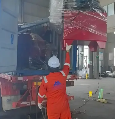 MAXTECH 3t12m Telescopic Foldable Boom Ship Crane Successfully Shipped to Malaysia