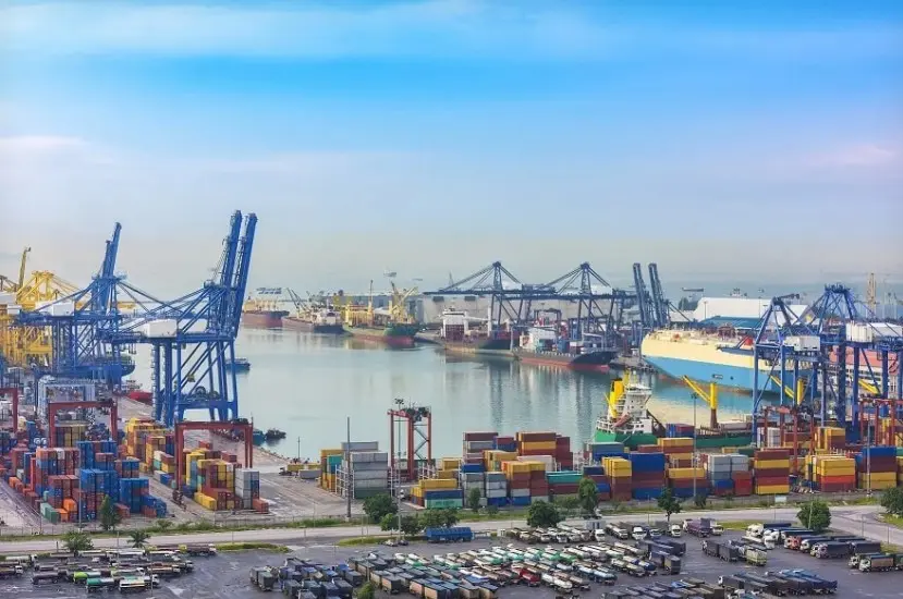 We take pride in the superior quality of cranes, spreaders,grabs, hoppers,ship unloader and auto mooring devices which are built to last and perform efficiently in challenging co (