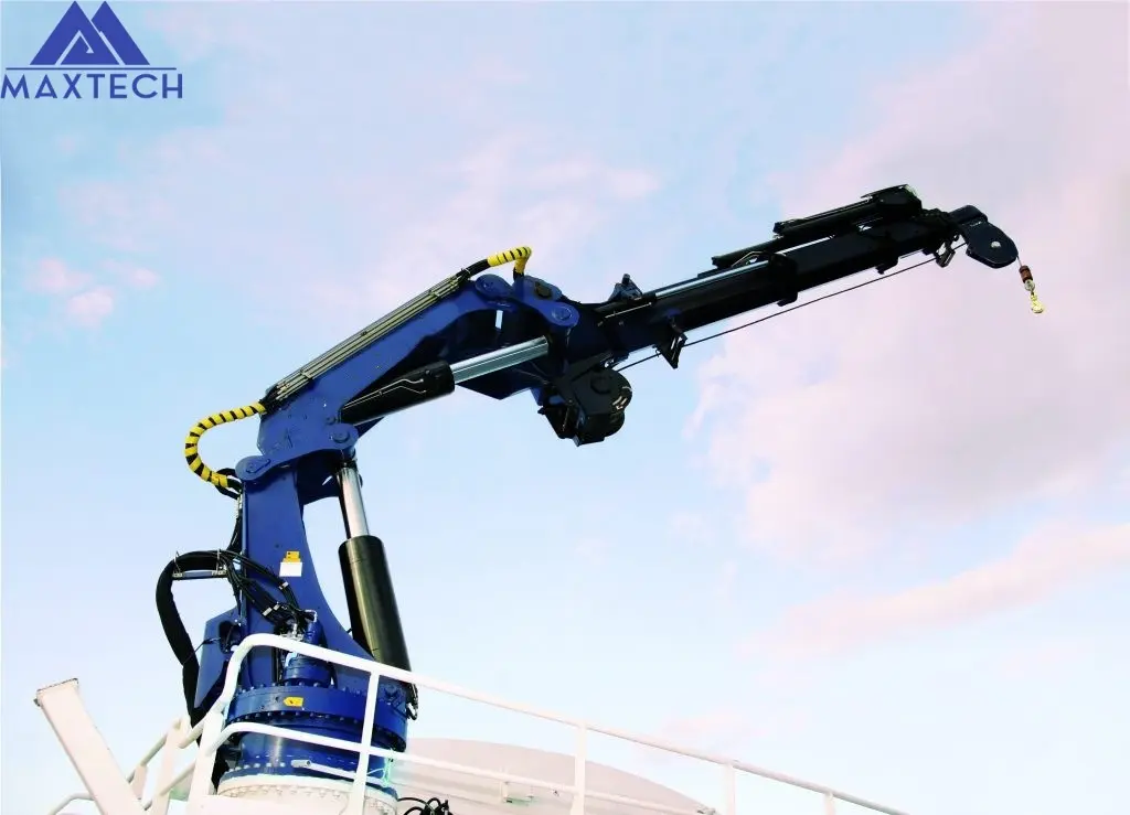 marine crane 1.jpg