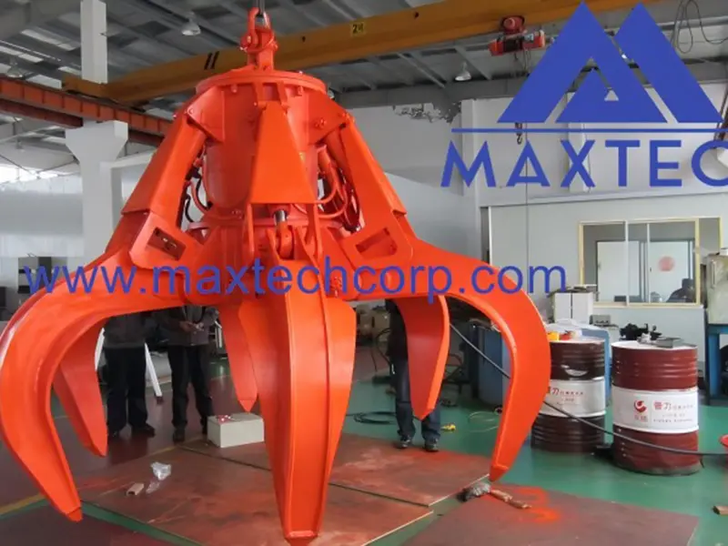 Electric-Hydraulic-Orange-Peel-Grab3