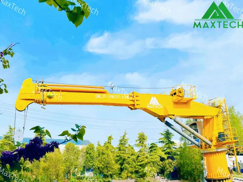 The Telescopic Boom Port Crane easily handle complex loading and unloading tasks.
