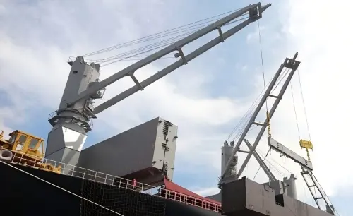 Deck Crane 2.jpg