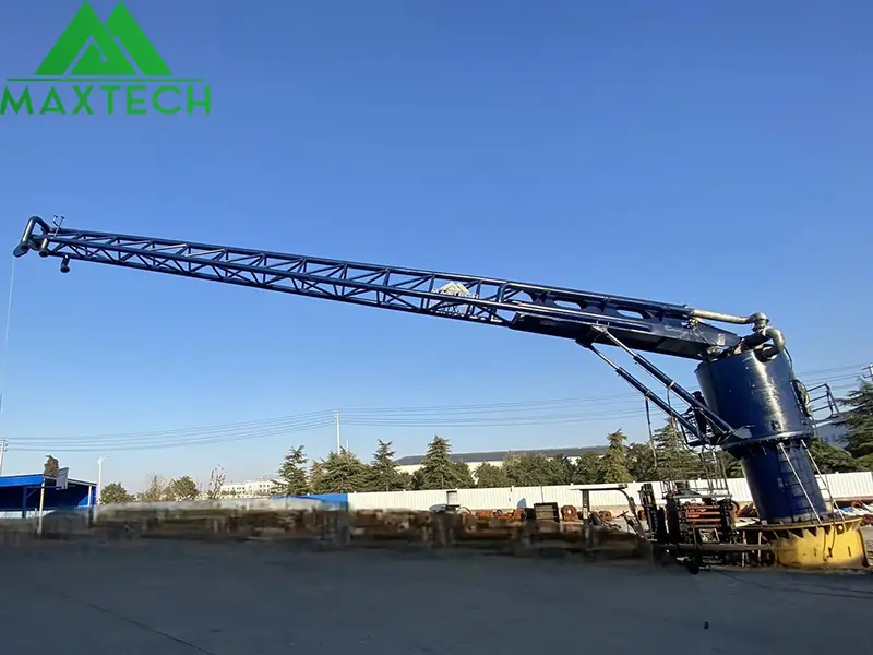 stiff boom crane.jpg